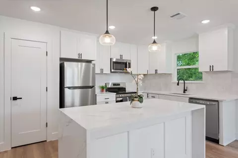 212 W Madison St, Hillsboro, TX 76645