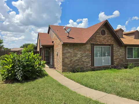 7129 Sorcey Rd, Dallas, TX 75249