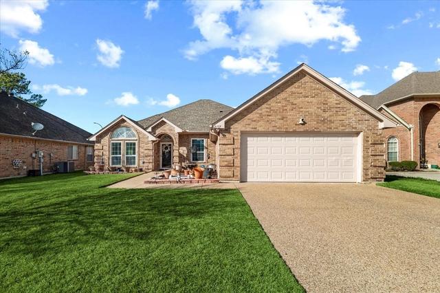 2117 Pinwood Cir, Arlington, TX 76001