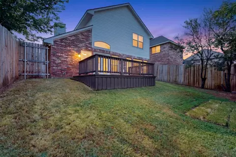 714 Ashbrook Ct, Euless, TX 76039 photo 32