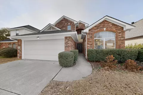 714 Ashbrook Ct, Euless, TX 76039 photo 2