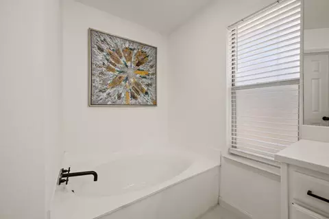 Bath - 1208 Hanover Dr, Euless, TX 76040 photo 2 of 4