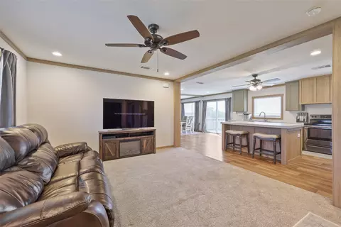 Living - 626 Epps Rd, Palmer, TX 75152 photo 5 of 5