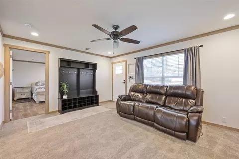 Living - 626 Epps Rd, Palmer, TX 75152 photo 4 of 5