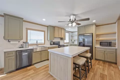Kitchen - 626 Epps Rd, Palmer, TX 75152 photo 2 of 2