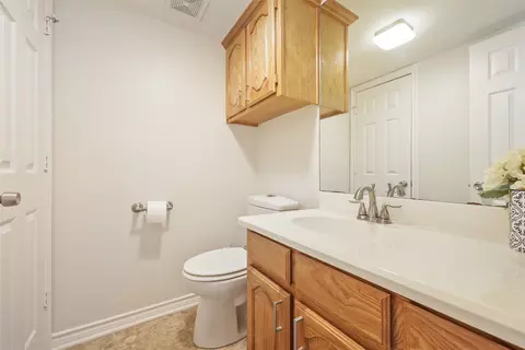 Bath - 626 Epps Rd, Palmer, TX 75152 photo 3 of 5