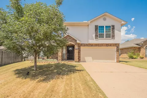 8505 Mystic Trl, Fort Worth, TX 76118