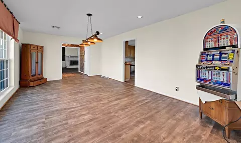Dining - 596 Saffle Rd, Robinson, TX 76706 photo 1 of 1