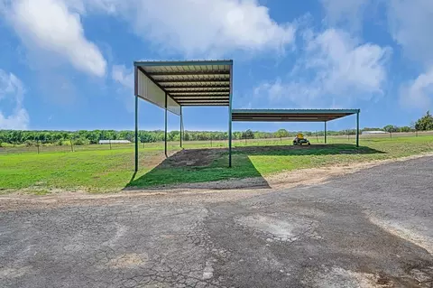 Exterior - 596 Saffle Rd, Robinson, TX 76706 photo 4 of 4