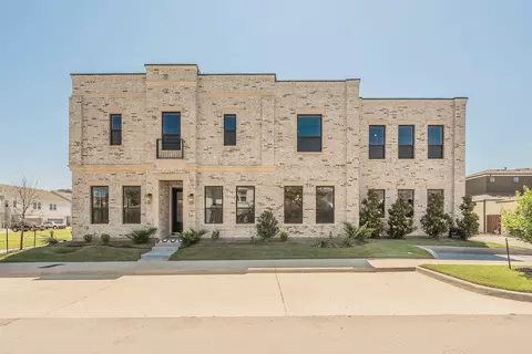 305 Sunset Ln #101, Fort Worth, TX 76114