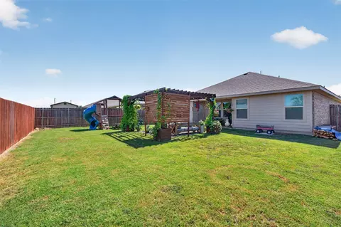 717 Durango Ln, Cleburne, TX 76033 photo 14
