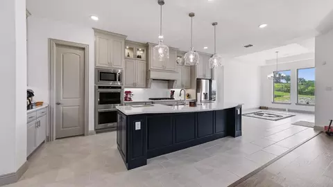 1000 Timber Hills Dr, Weatherford, TX 76087