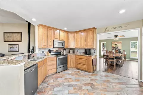 Kitchen - 11555 Plainview Rd, Krum, TX 76249 photo 1 of 2