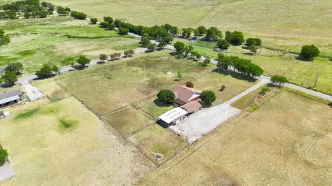 View/Area - 11555 Plainview Rd, Krum, TX 76249 photo 2 of 3