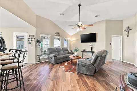 Living - 11555 Plainview Rd, Krum, TX 76249 photo 1 of 2