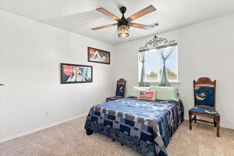 Bedroom - 11555 Plainview Rd, Krum, TX 76249 photo 4 of 4