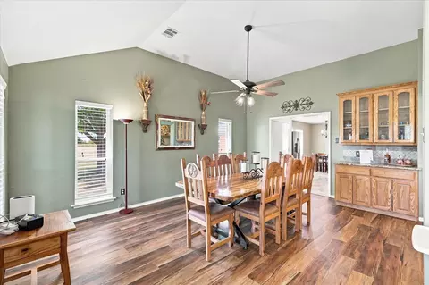 Dining - 11555 Plainview Rd, Krum, TX 76249 photo 4 of 6