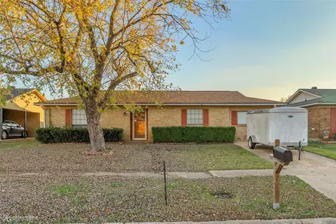 2214 Kirby Smith Dr, Bossier City, LA 71112