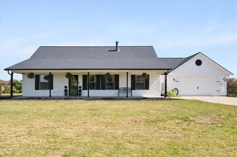 203 Mulkey Rd, Waxahachie, TX 75167