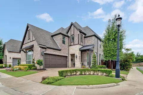 904 Royal Minister Blvd, The Colony, TX 75056
