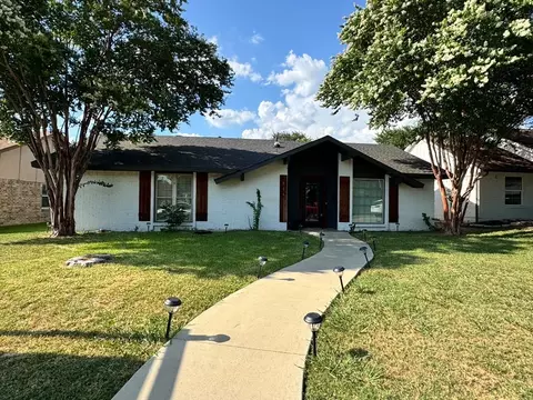 3141 Darvany Dr, Dallas, TX 75220