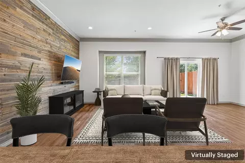 1325 Summerset Ln, Burleson, TX 76028