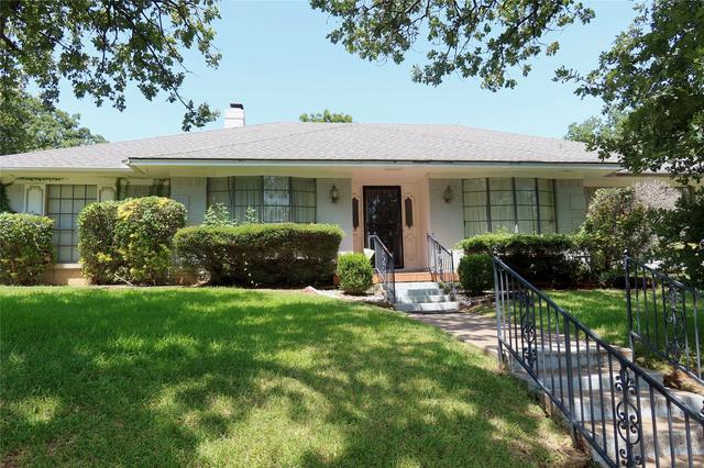 1804 High Vista Ct, Fort Worth, TX 76112