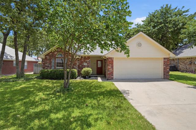 1834 Rayna Dr, Weatherford, TX 76086