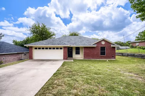 1004 Tremont St, Weatherford, TX 76086