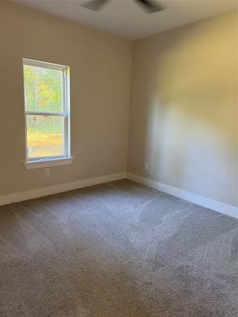 Bedroom - 304 Lake Rd, Plain Dealing, LA 71064 photo 2 of 3
