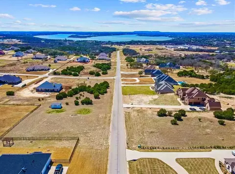 7076 Heathington Blvd, Granbury, TX 76049