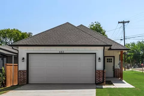 602 N 7th St, Midlothian, TX 76065
