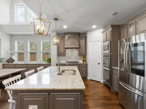 Kitchen - 100 Griffith Ct, Euless, TX 76039 photo 1 of 4