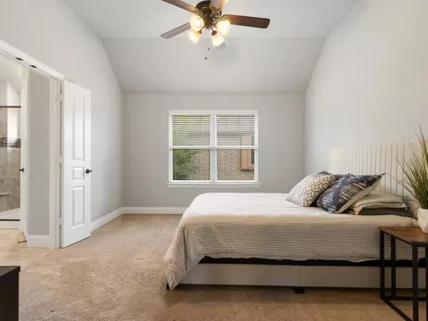 Bedroom - 100 Griffith Ct, Euless, TX 76039 photo 6 of 8
