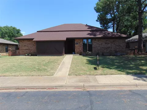9 Whispering Ln, Hickory Creek, TX 75065