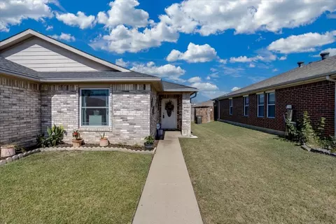 2612 Diver Ct, Fort Worth, TX 76119