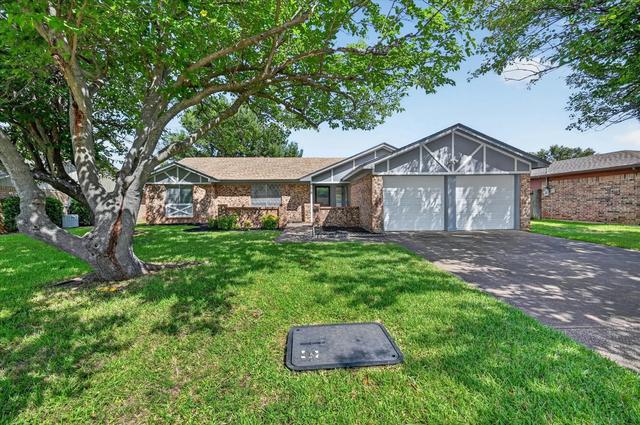 3619 Ceran Dr, Arlington, TX 76016