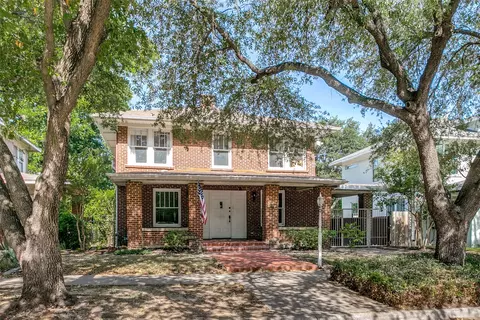 2212 Lipscomb St, Fort Worth, TX 76110