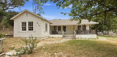 417 W Gentry St, Hamilton, TX 76531