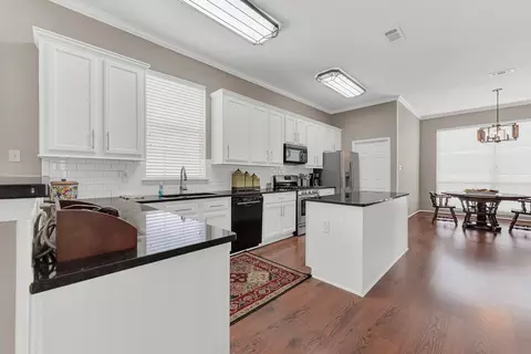 Kitchen - 8109 Eagle Dr, Rowlett, TX 75088 photo 1 of 3