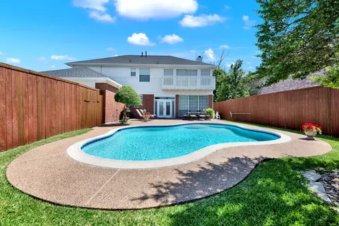 Exterior - 8109 Eagle Dr, Rowlett, TX 75088 photo 3 of 3