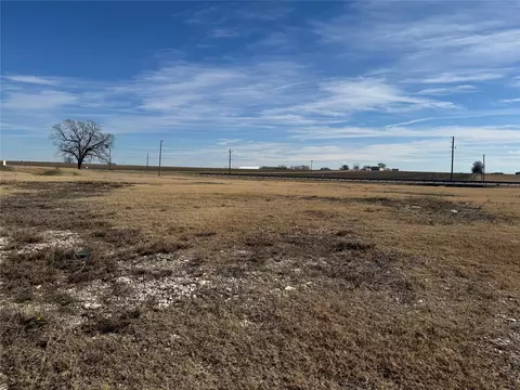 153 Sunflower St, Lorena, TX 76655