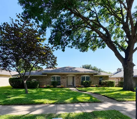 3203 Lemmontree Ln, Plano, TX 75074