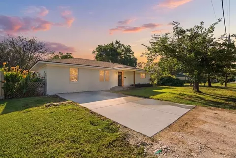 507 S Colorado St, Whitney, TX 76692