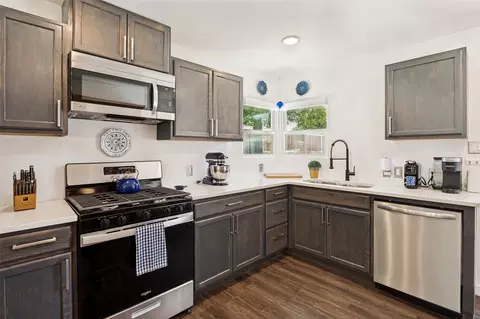 9824 Witham St, Dallas, TX 75220