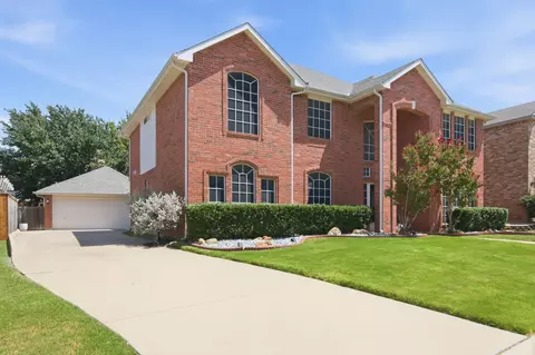 5225 Merced Dr, Fort Worth, TX 76137