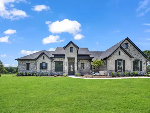 148 Daggett Dr, Decatur, TX 76234