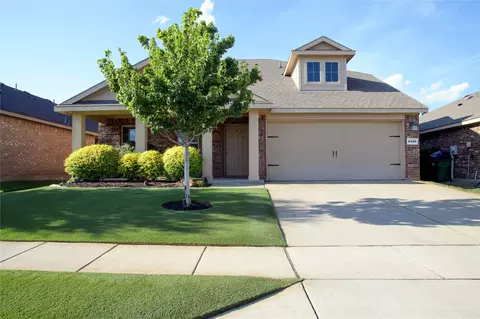 2423 French St, Fate, TX 75189