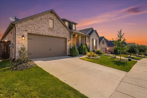 9721 Surveyor Rd, Little Elm, TX 75068