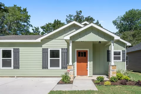 130 Arapaho Trl, Mabank, TX 75156